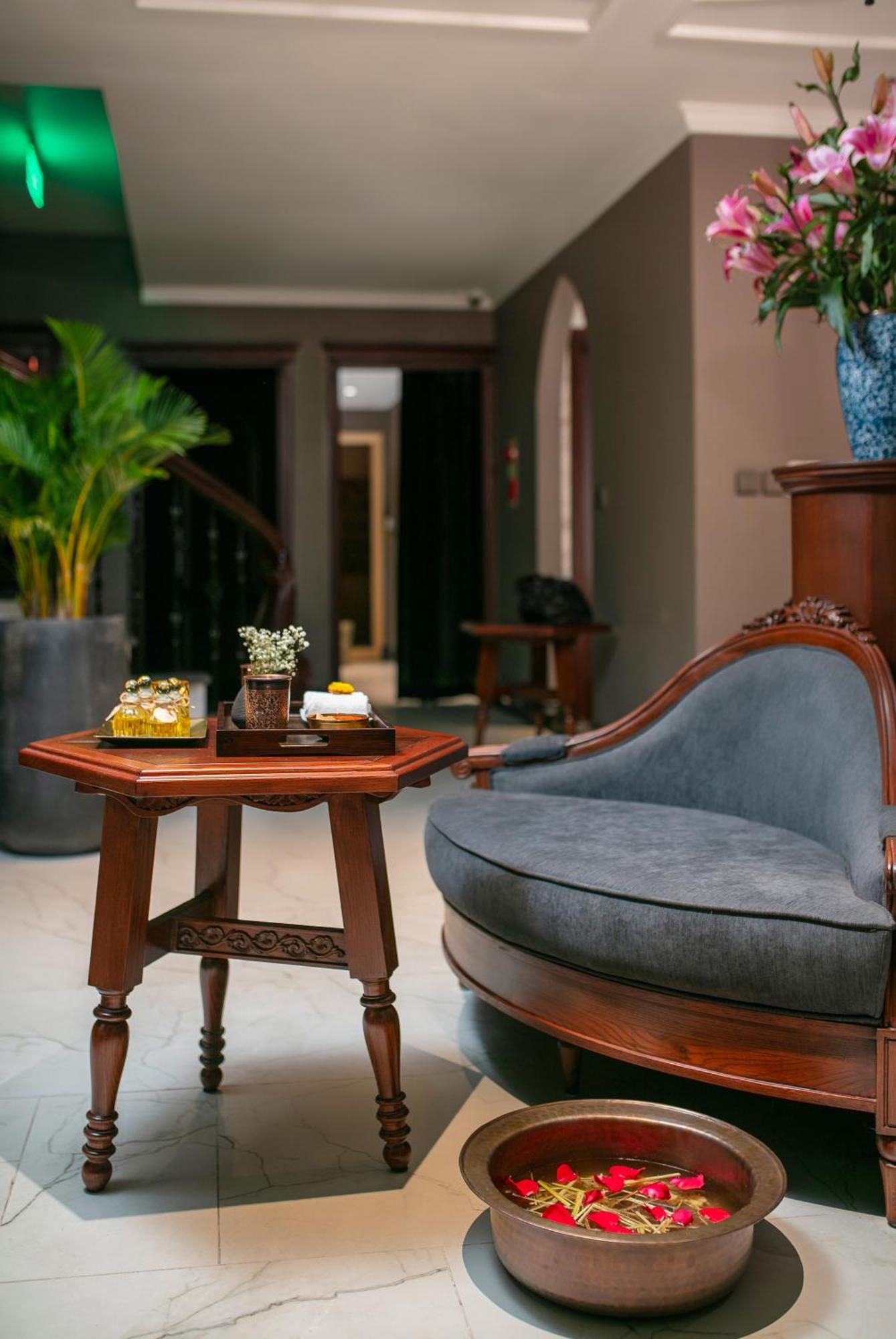 Le Chanvre Hanoi Hotel & Spa エクステリア 写真
